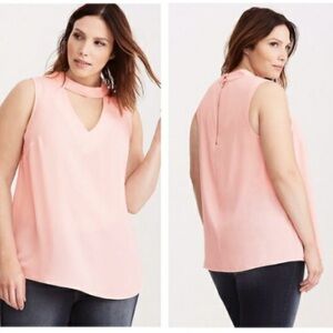 Torrid Size 0 Blush Pink Sleeveless Choker Neck Top